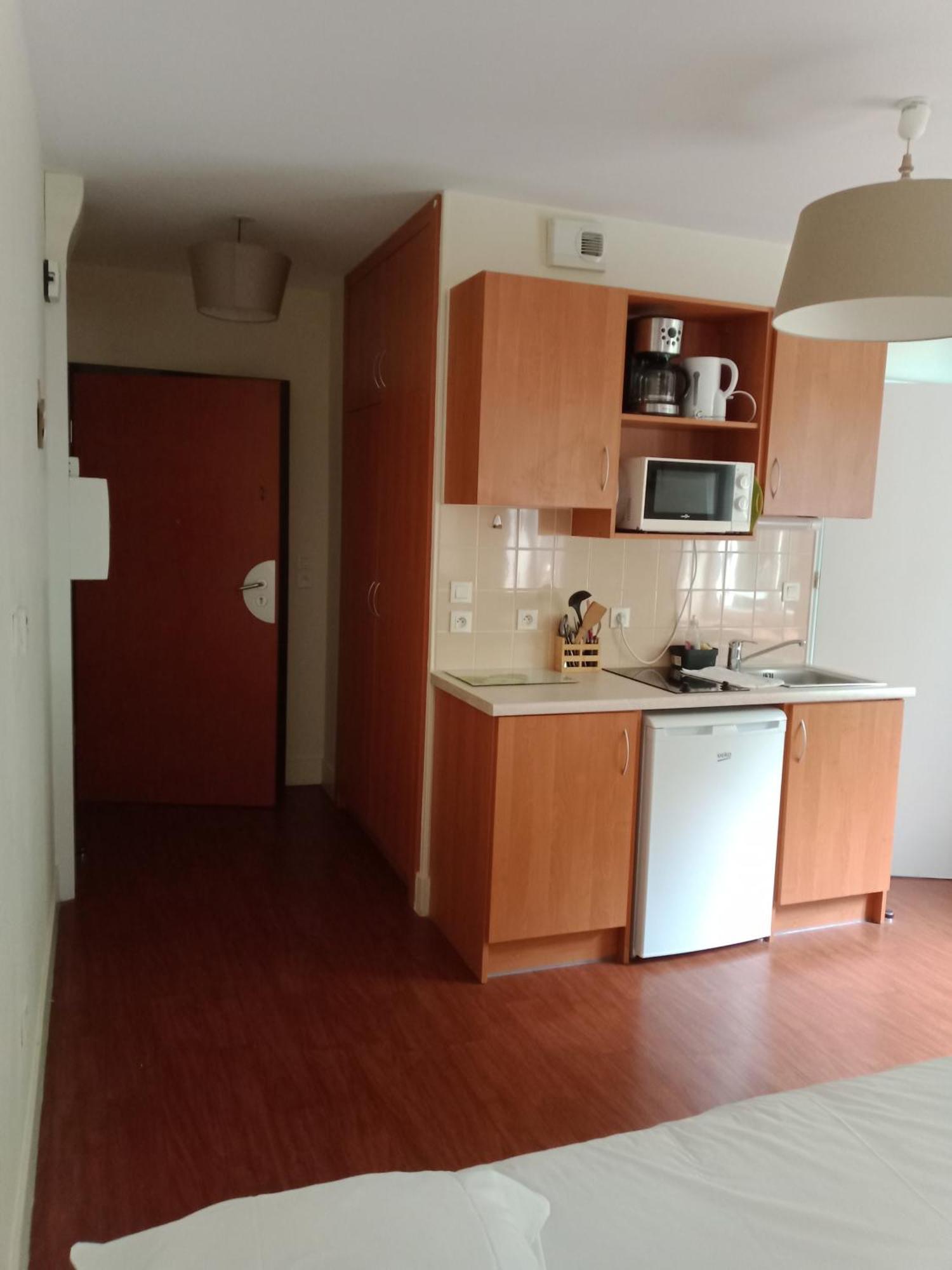 Residence La Providence Zenao Lisieux Buitenkant foto