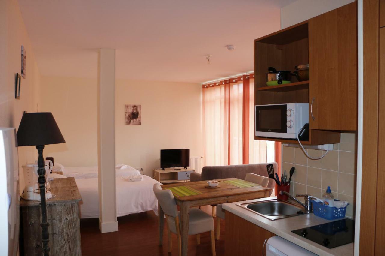 Residence La Providence Zenao Lisieux Buitenkant foto